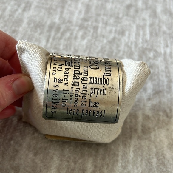 3/$15 Wide Cuff Bracelet- Multi Language Hello - Picture 2 of 5